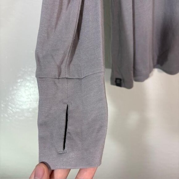 Free Fly Shirt Mens XL Gray Long Sleeve Bamboo Performance Thumbholes Outdoors - Picture 4 of 8